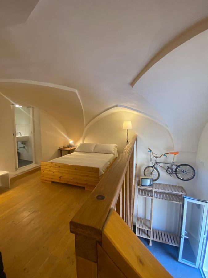 Bric A Brac Eclectic Rooms 우기아노 라 치에사 외부 사진